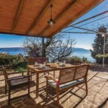 Sea View Holiday home Brsec